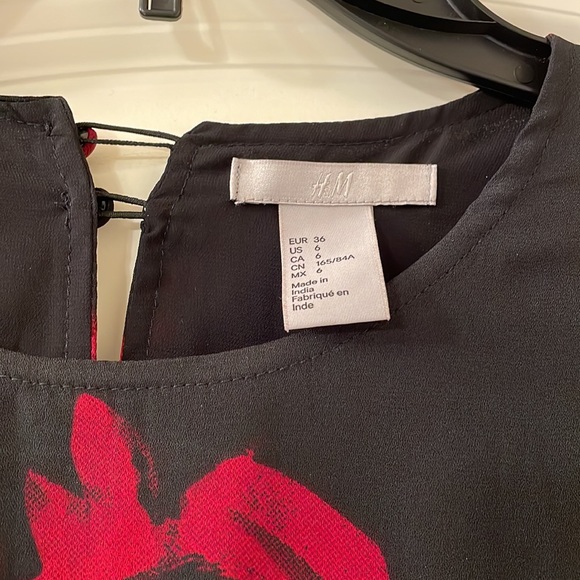 H&M dress - Picture 4 of 7